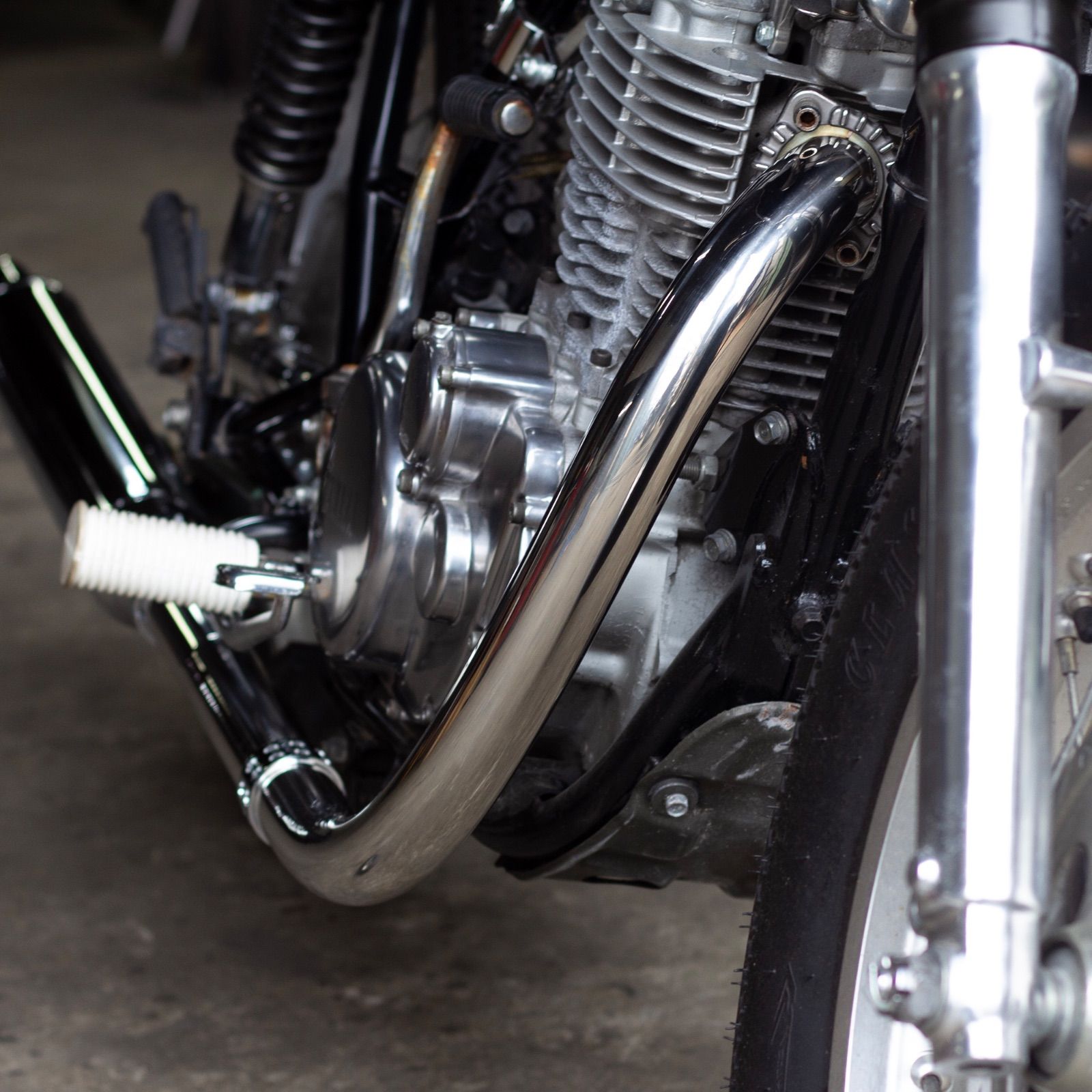 SR400/500用 STDメガホン ミドル 新型フルエキ ダウン キャブ車 MOTOR