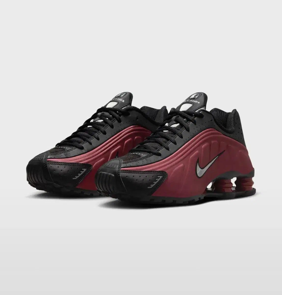 Nike ショックスR4 ブラック/シルバー/レッド 【公式通販】