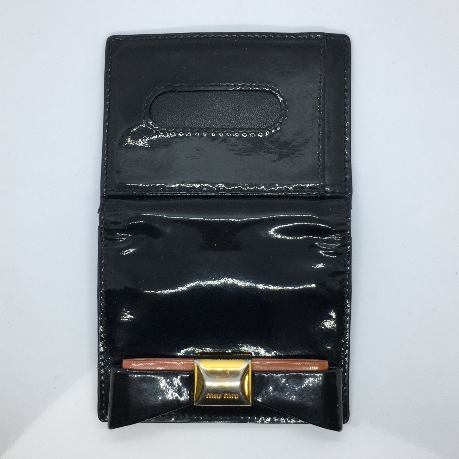 miumiu リボン 黒 エナメル 財布 essenceofstyle_5mm268nero
