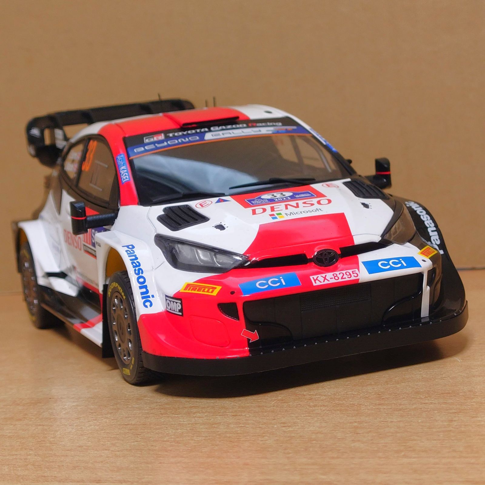 1/18 トヨタ GRヤリス Rally1 2023 サファリラリー優勝 #17 GAZOOショッピング TOYOTA GR YARIS Rally1 ＃17 2023（1／18