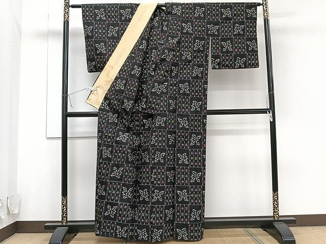 平和屋着物▽上質な紬 単衣 吉祥文 黒地 正絹 逸品 CAAT0761dy