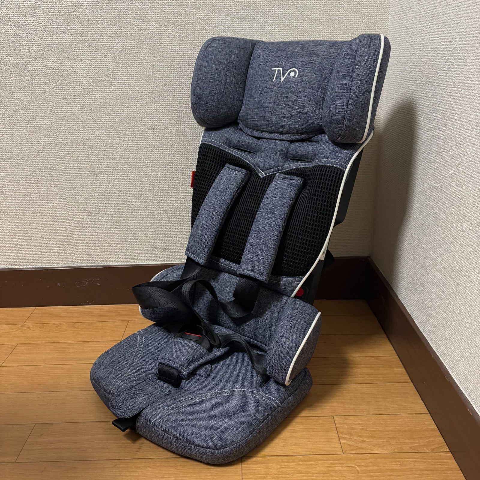 日本育児 トラベルベスト ECプラス コンパクトチャイルドシート デニム