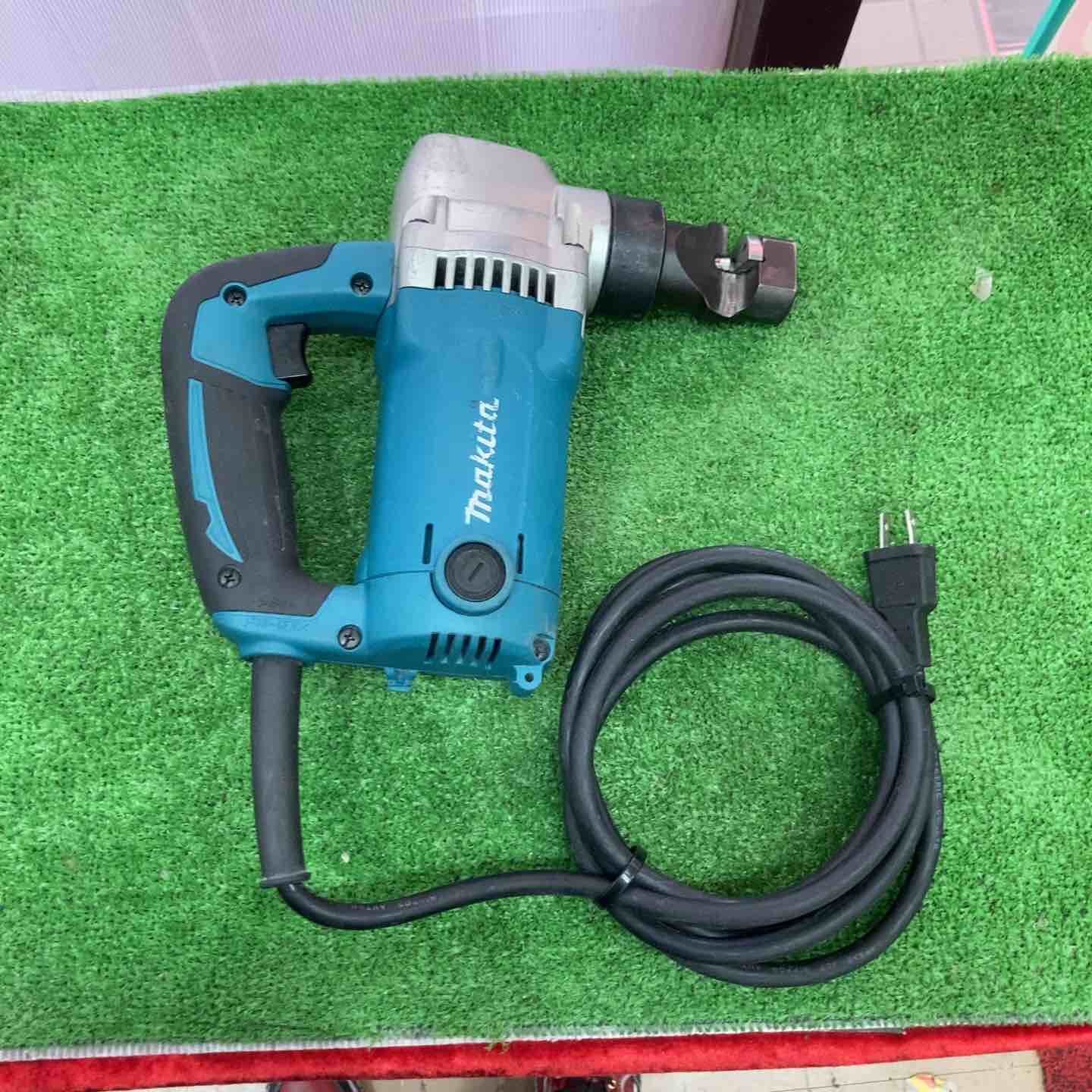 マキタ makita ニブラ JN3201 草加店