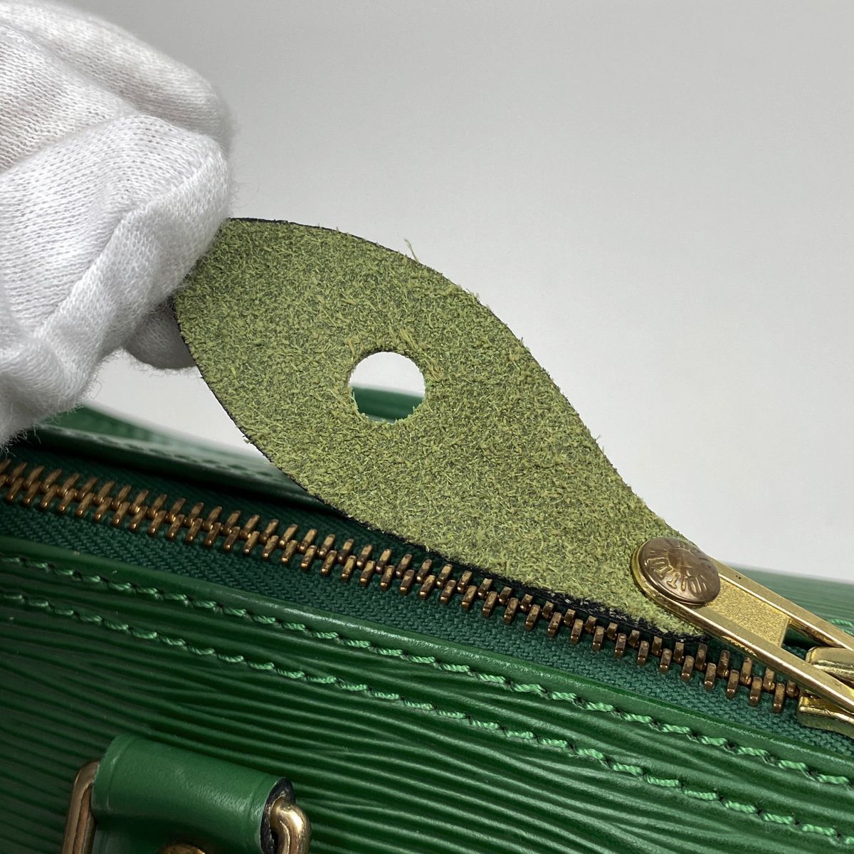 ルイヴィトン ハンドバッグ エピ スピーディ25 M4301 中古 レディース ヴィンテージ・中古】ルイ・ヴィトン LOUIS VUITTON ハンド