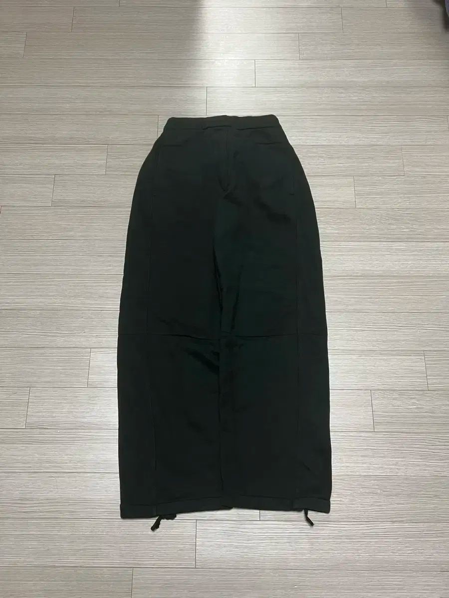 EE GARMENT DYDED SWEATPANTS