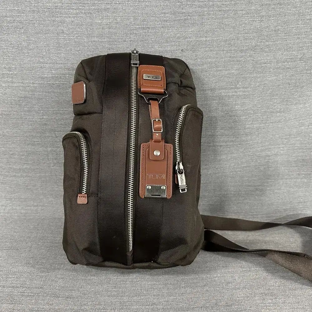 TUMI [正規品]送料無料 トゥミ バッグ 222393 ALPHA BRAVO