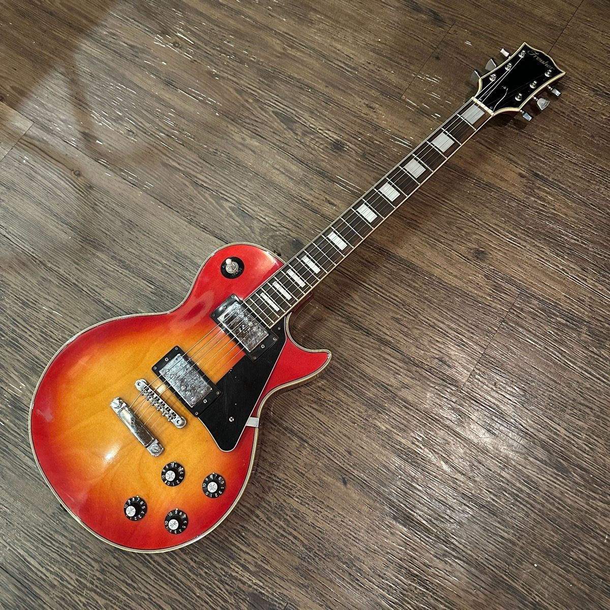 Fresher Les Paul Type Electric Guitar エレキギター フ