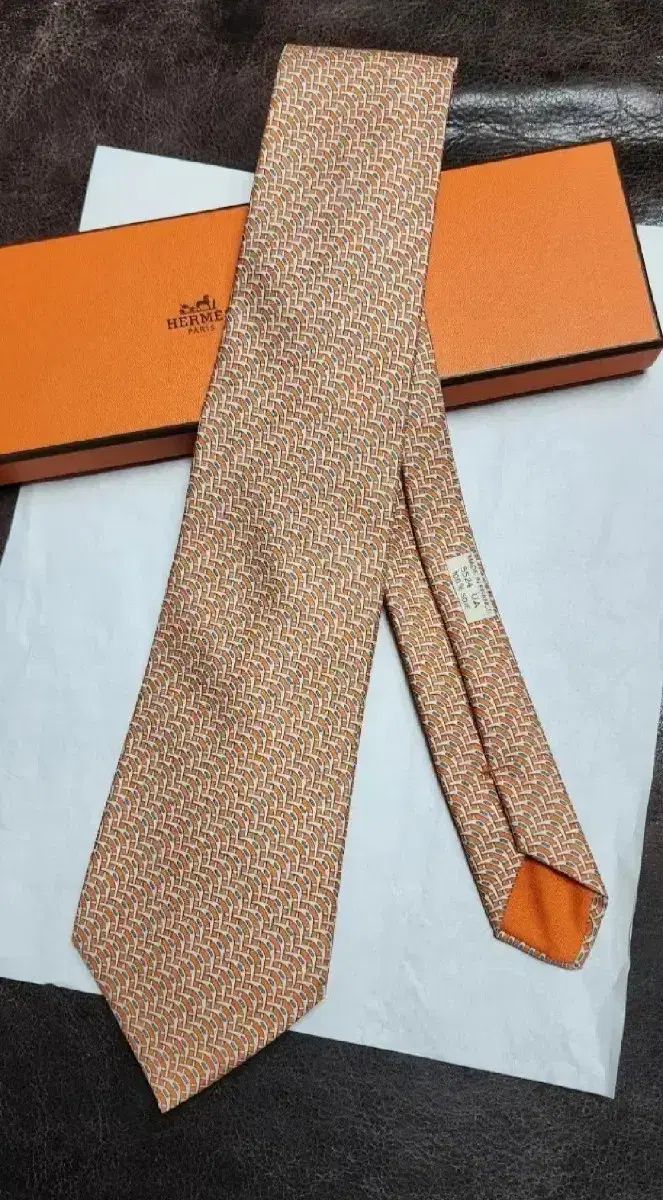 【雷市場（ポンジャン）商品韓国直送】HERMES（エルメス) ネクタイ 5 犬 set