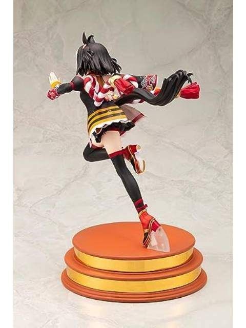 コトブキヤ [迫る熱に押されて]キタサンブラック 1/7 完成品