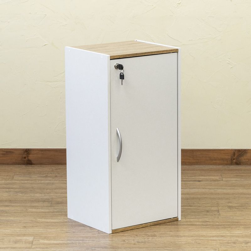 GRANZ 鍵付きシェルフ