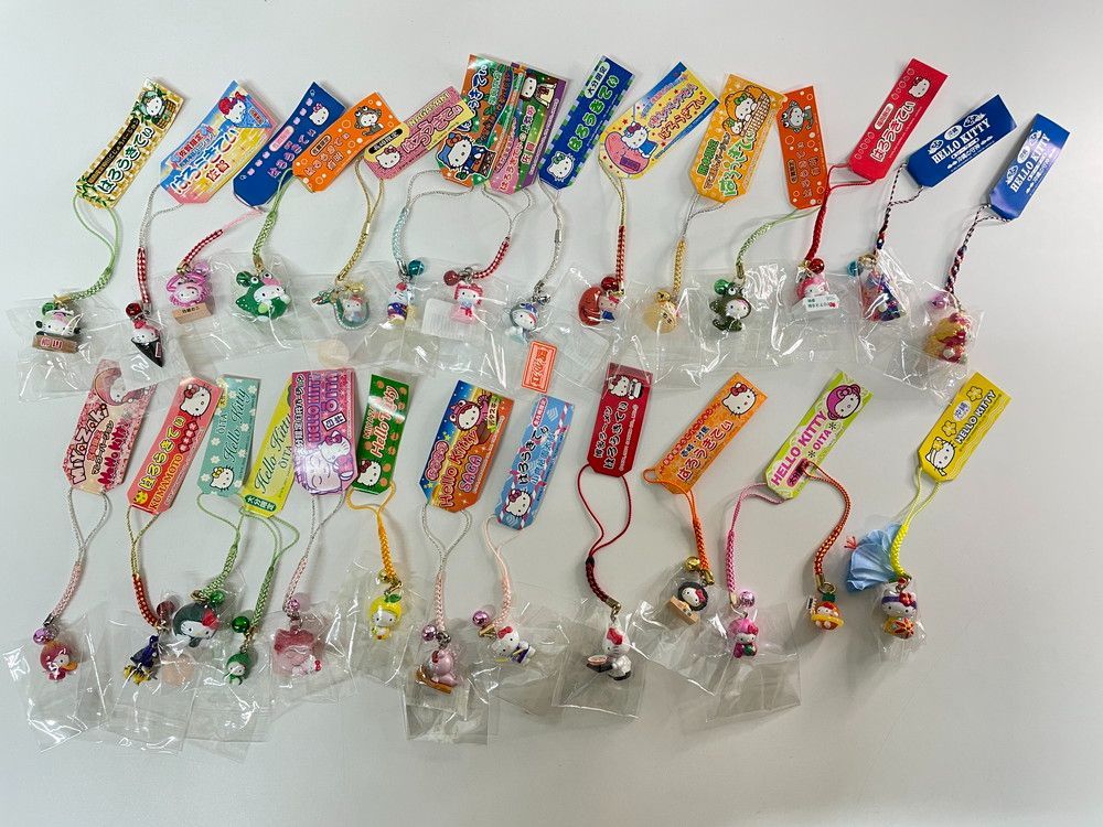 サンリオ HELLO KITTY ハローキティ ご当地 根付け ストラップ 沖縄 九州 27個セット