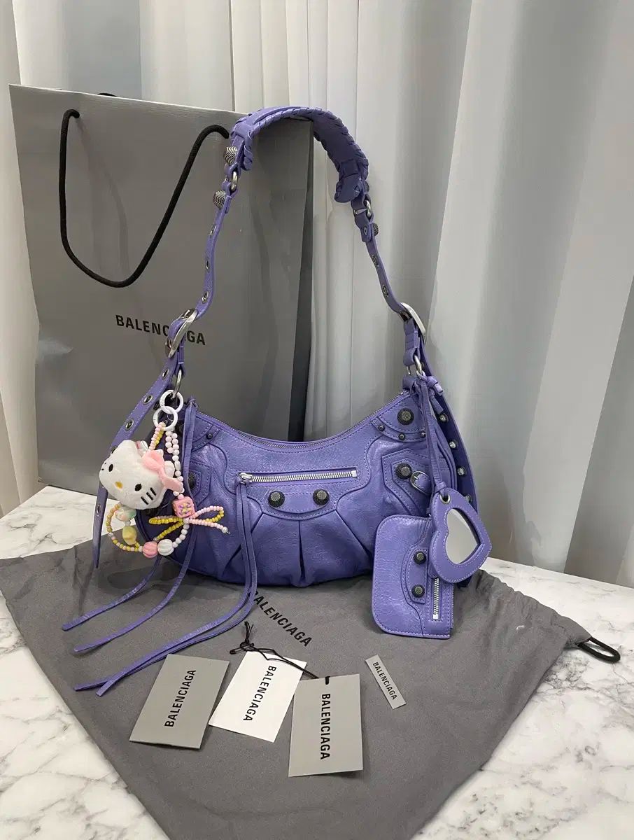 ベストコンディション BALENCIAGA バレンシアガ ルカゴール スモール 380