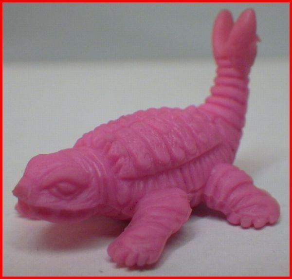 ウルトラマン怪獣消しゴム ゴロー（桃） ウルトラマン怪獣消しゴム