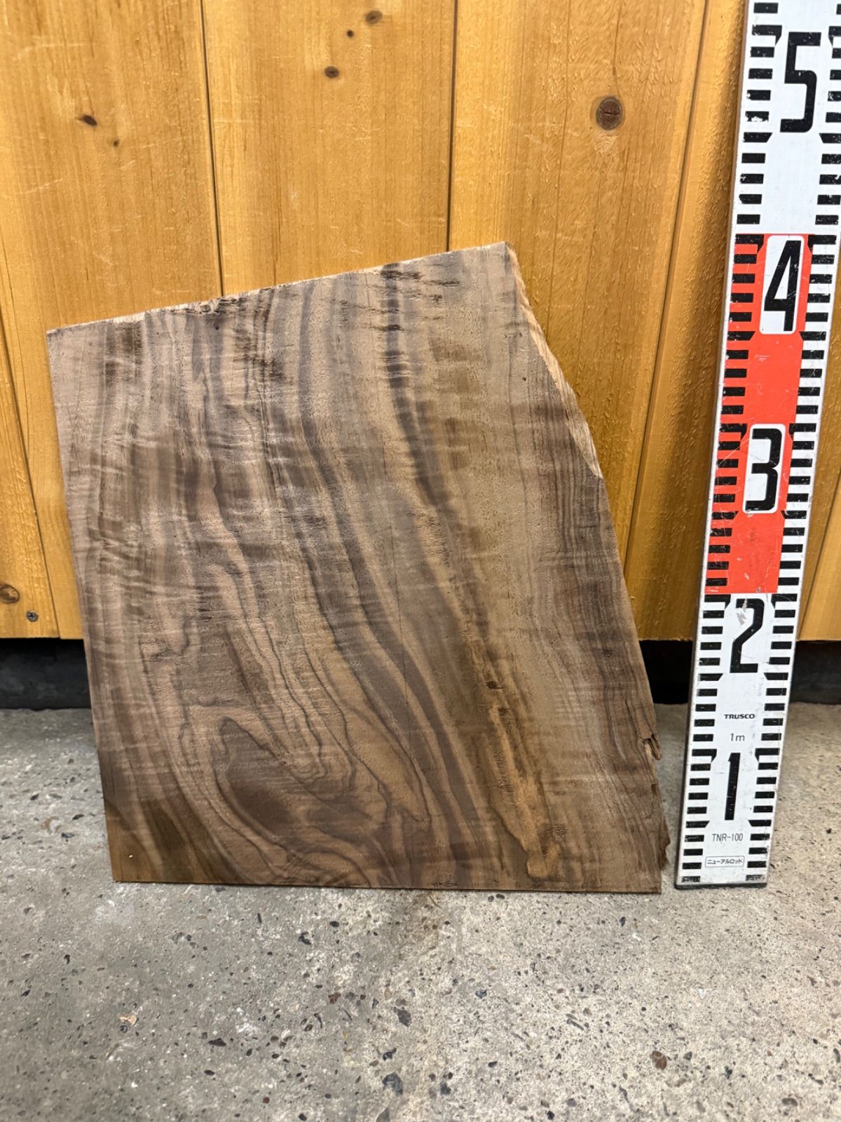 バストゥーンウォールナット　クラロウォールナット　一枚板　ウォールナット クラロ・バストゥーンウォールナット 【一枚板家具専門店 アトリエ木馬