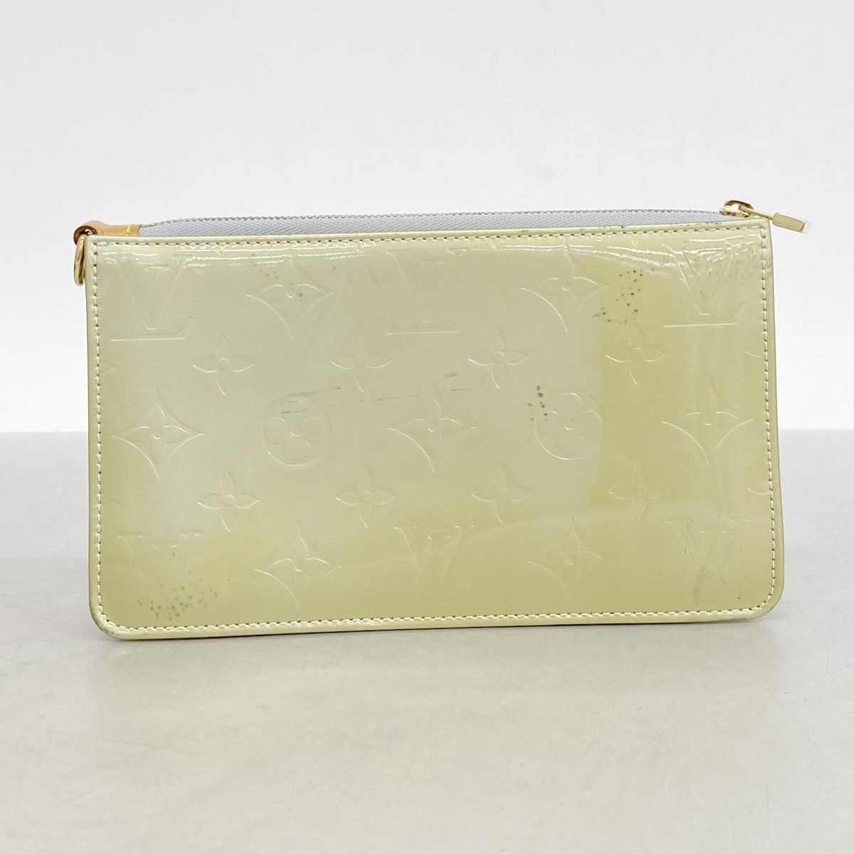 ポーチ ヴェルニ