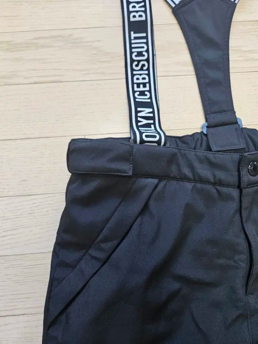 音楽 アイスビスケット キッズ スキー ズボン ブラック_165 ファイナルセール開催中！