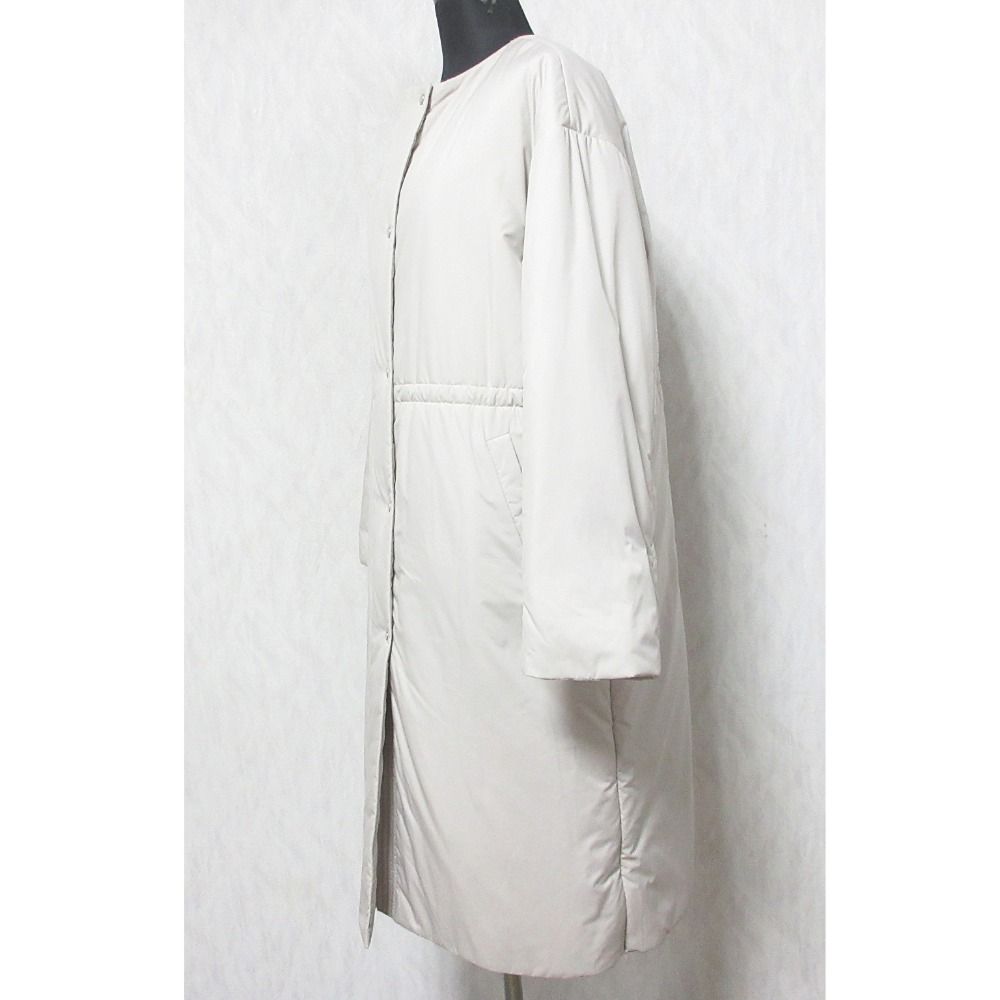 美品 23AW green label relaxing グリーンレーベルリラクシング シンダウンドロストノーカラーロングコート 3525-137-0928 36 ベージュ レディース 古着 中古 USED 美品 23AW green label relaxing グリーンレーベルリラクシング