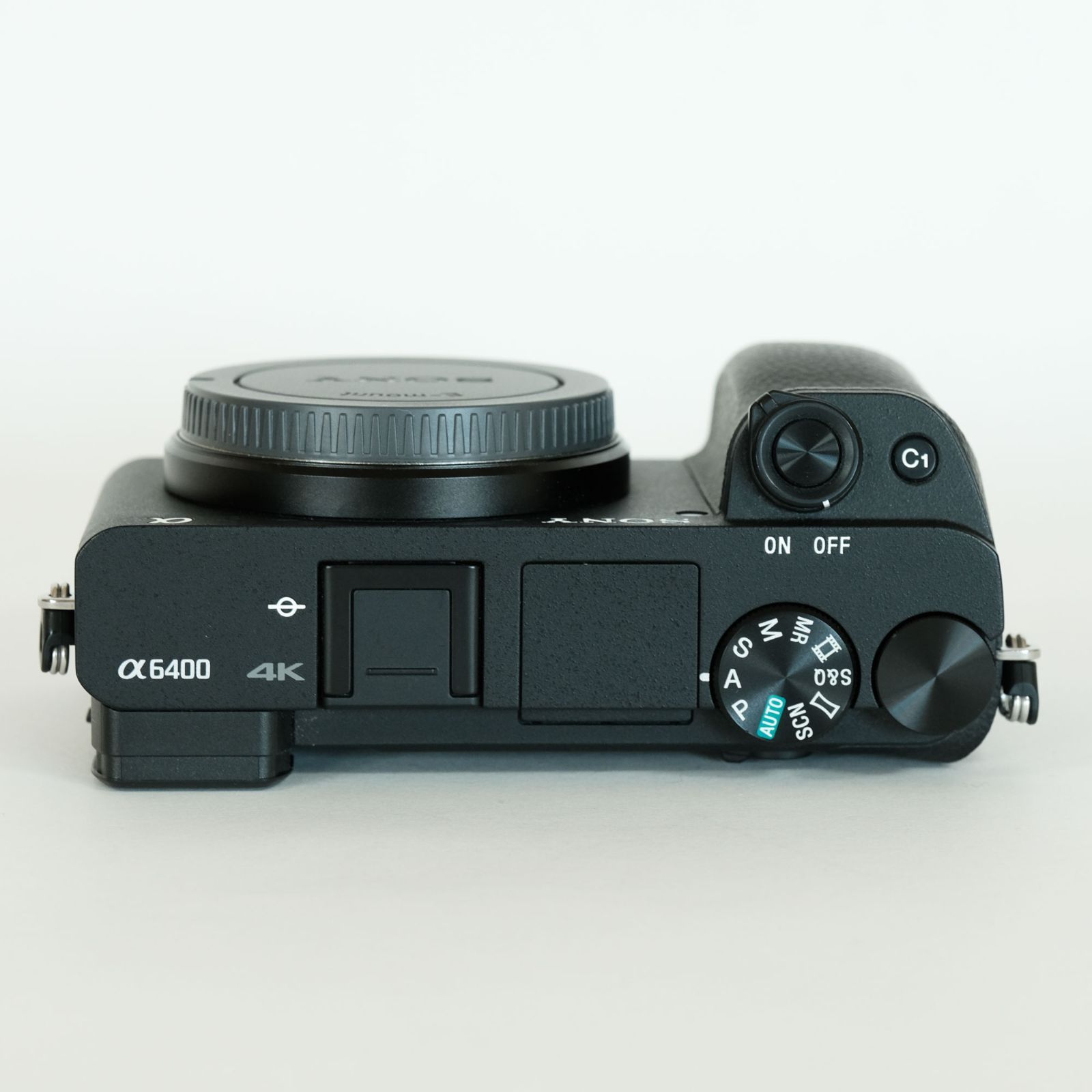 美品｜シャッター数1,266回 ｜バッテリー2個、チャージャー付] SONY α6400（ILCE-6400）ボディ ブラック / ソニーEマウント  / ミラーレス一眼 / APS-C - メルカリ