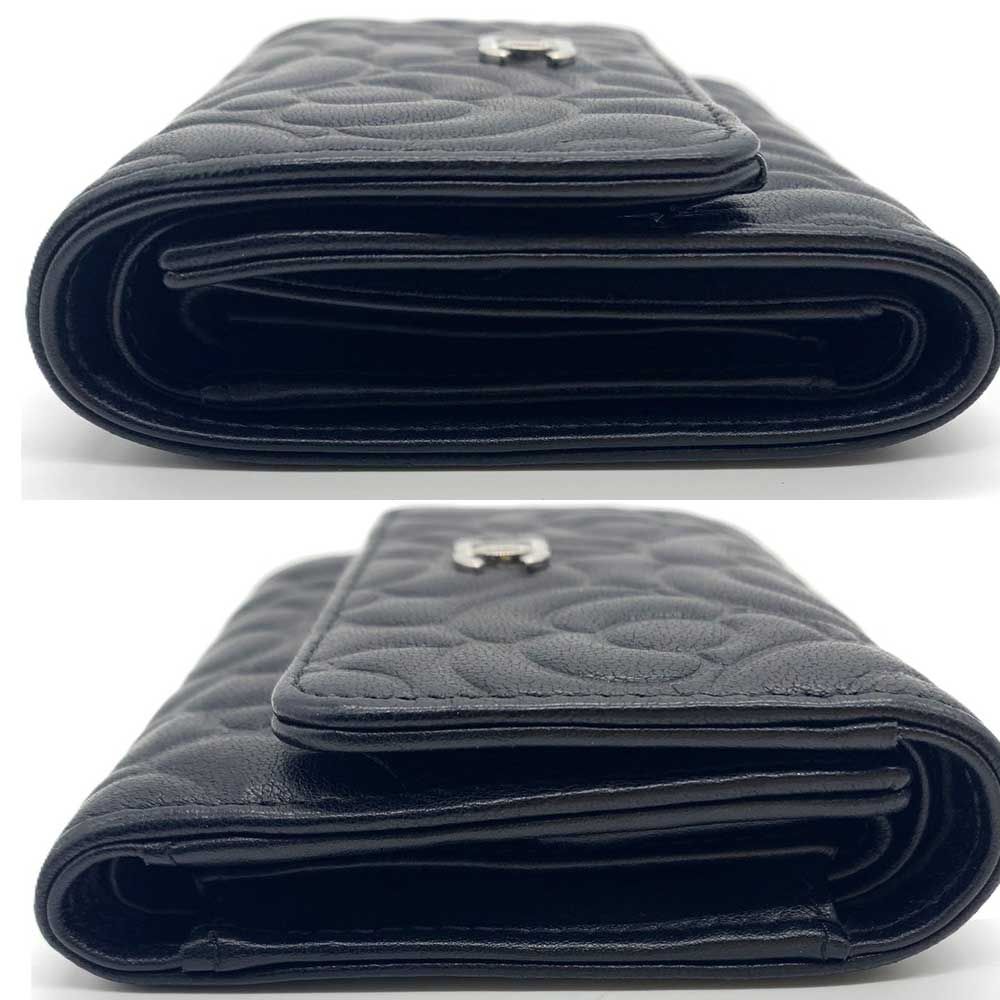 CHANEL カメリア ブラック 三つ折り財布 CHANEL シャネル カメリア エンボス 三つ折り 長財布 ラムスキン