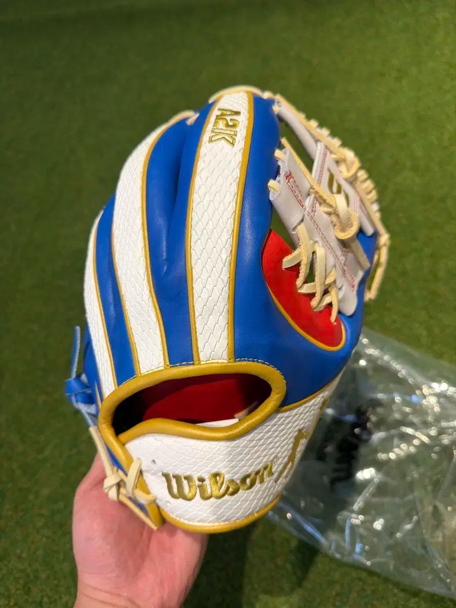 発見のある ウィルソン Wilson チョン グンウ 内野グローブ レトロ 2025