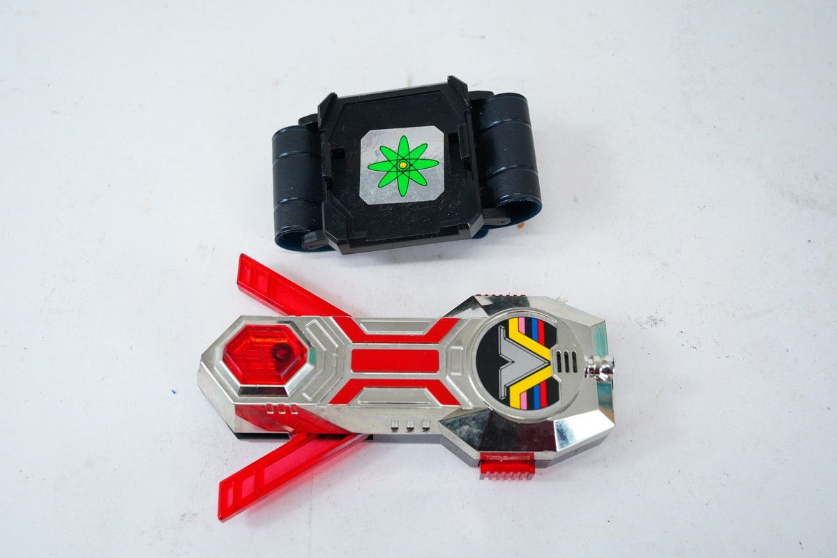 7.527 △ 地球戦隊ファイブマン Vチェンジャーブレス バンダイ 希少