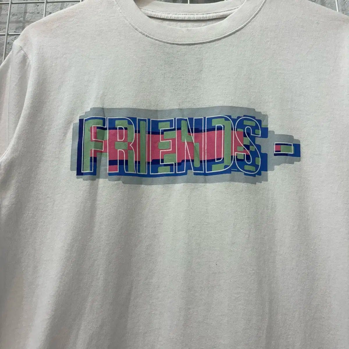 即発送☆VLONE ヴィーローン 半袖Tシャツ 即発送☆VLONE ヴィーローン 半袖Tシャツ