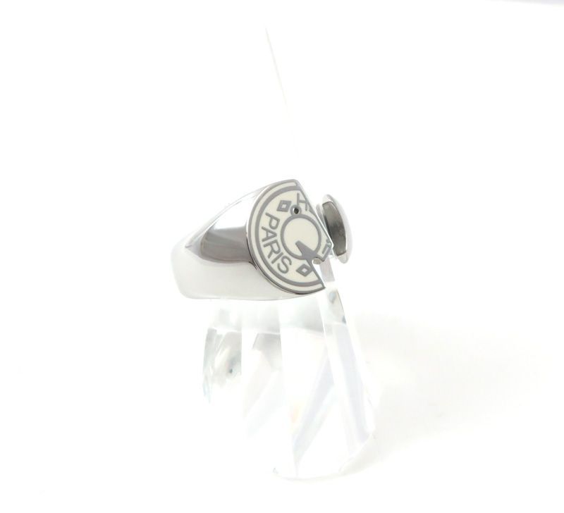 美品 エルメス リング カルーゼル 馬 メタリック仕上げ 白系 シルバー