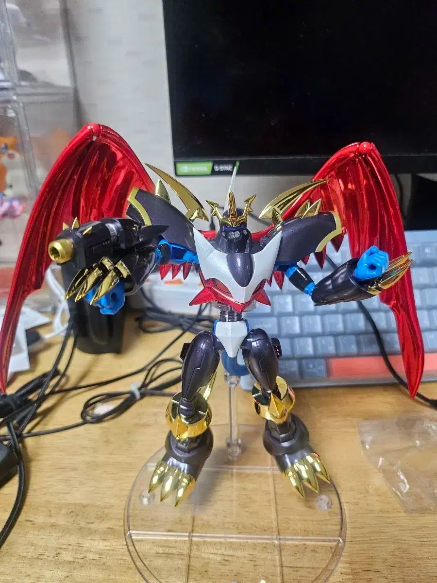 デジタルモンスター BANDAI SHF 皇帝ドラモン フィギュア