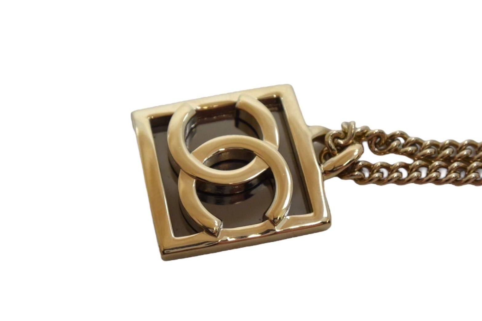 【極美品】CHANEL シャネル ネックレスケース 極美品✨ CHANEL シャネル CHANEL19 コインケース 小銭入れ 財布