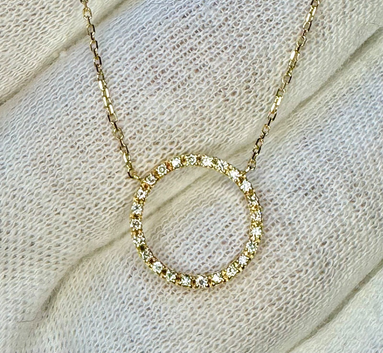 専用です　K18YG ココシュニック　ダイヤモンドネックレス ココシュニック しずく型ネックレス 専用です K18YG ココシュニック雫