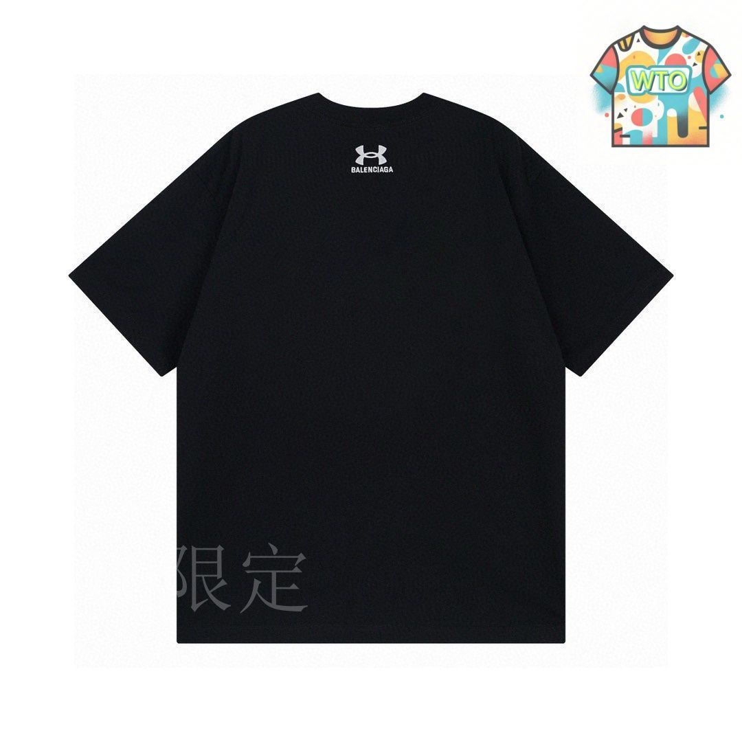 コラボ BALENCIAGA × UNDER ARMOUR 半袖 レイヤードトップ Layered Activewear was introduced as part of the Balenciaga