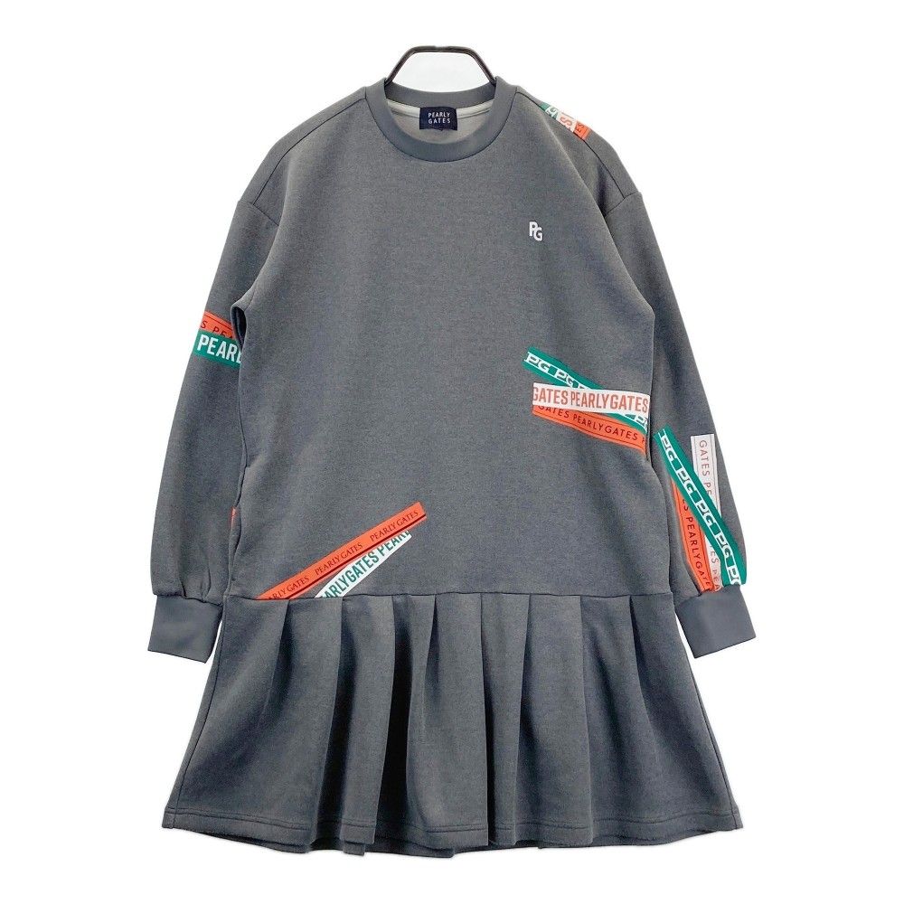 サイズ：1 PEARLY GATES パーリーゲイツ 2024年モデル 裾フレア ダンボールニット長袖ワンピース  グレー系 [240101412817] ゴルフウェア レディース ストスト サイズ：1 PEARLY GATES パーリーゲイツ 2024年モデル 裾フレア