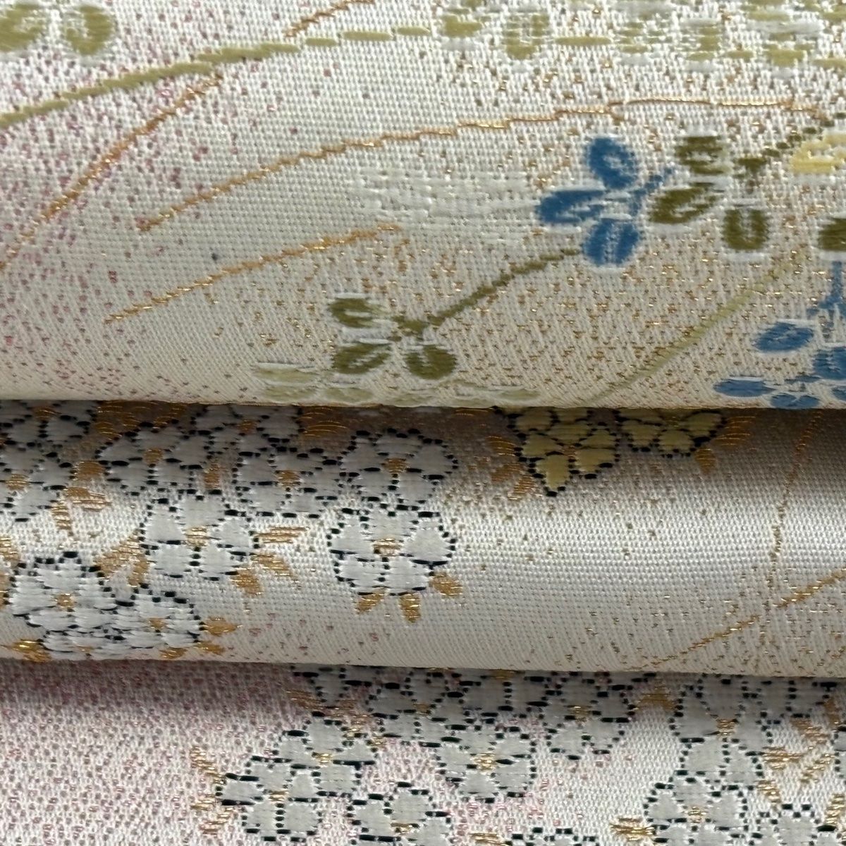 袋帯 秀品 草花 鳥 金糸 ベージュ 六通 正絹 【中古】 - メルカリ