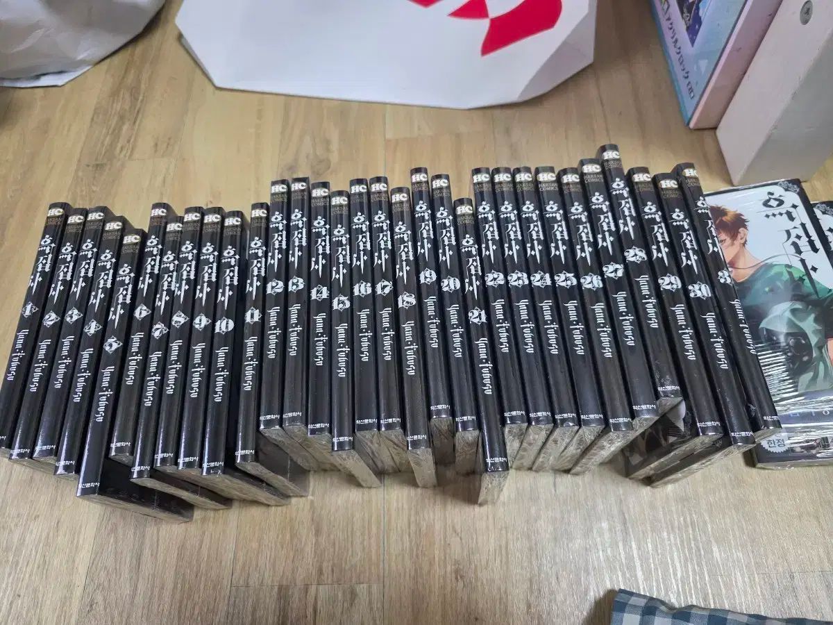 黒執事 全巻セット　1〜34巻 楽天市場】【漫画全巻セット】【中古】黒執事 ＜1〜34巻＞ 枢や