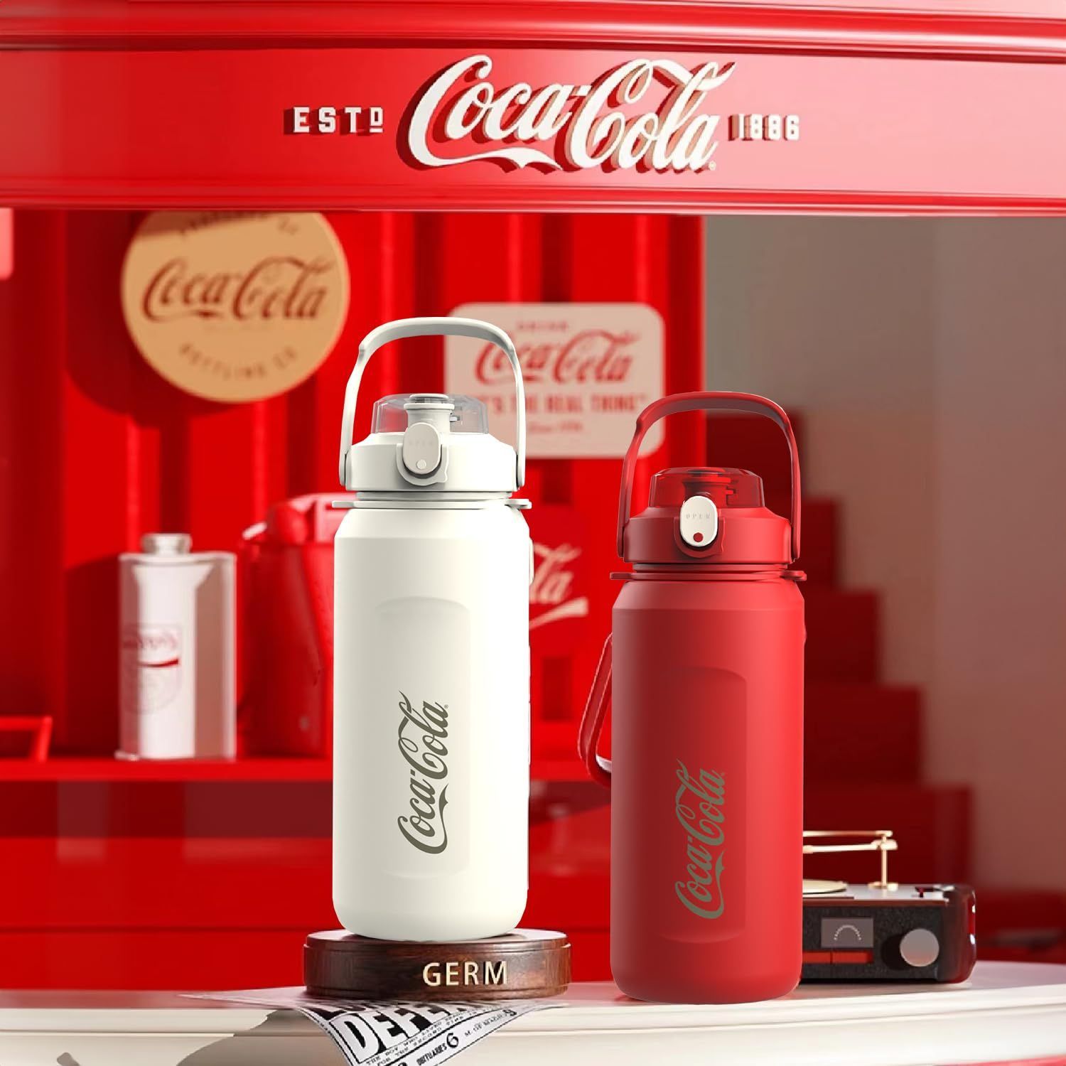 新着商品】洗いやすい 広口 ボトル ステンレスボトル ボトル ボトル マグ 持ち運び 大容量 ストロー 水筒 水筒 水筒 水筒 (White) 子供  紐付き スポーツドリンク対応 おしゃれ 直飲み ジャグ 魔法瓶 1.3リットル GERM, image size:1500x1500