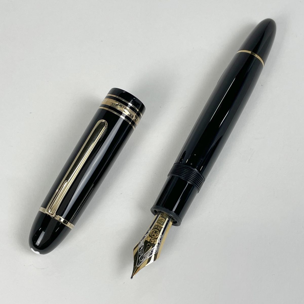 【人気新作】 モンブラン MONTBLANC マイスターシュテュック 万年筆 文房具 筆記具 万年筆 プラスチック ブラック ゴールド レディース 全国送料無料。
