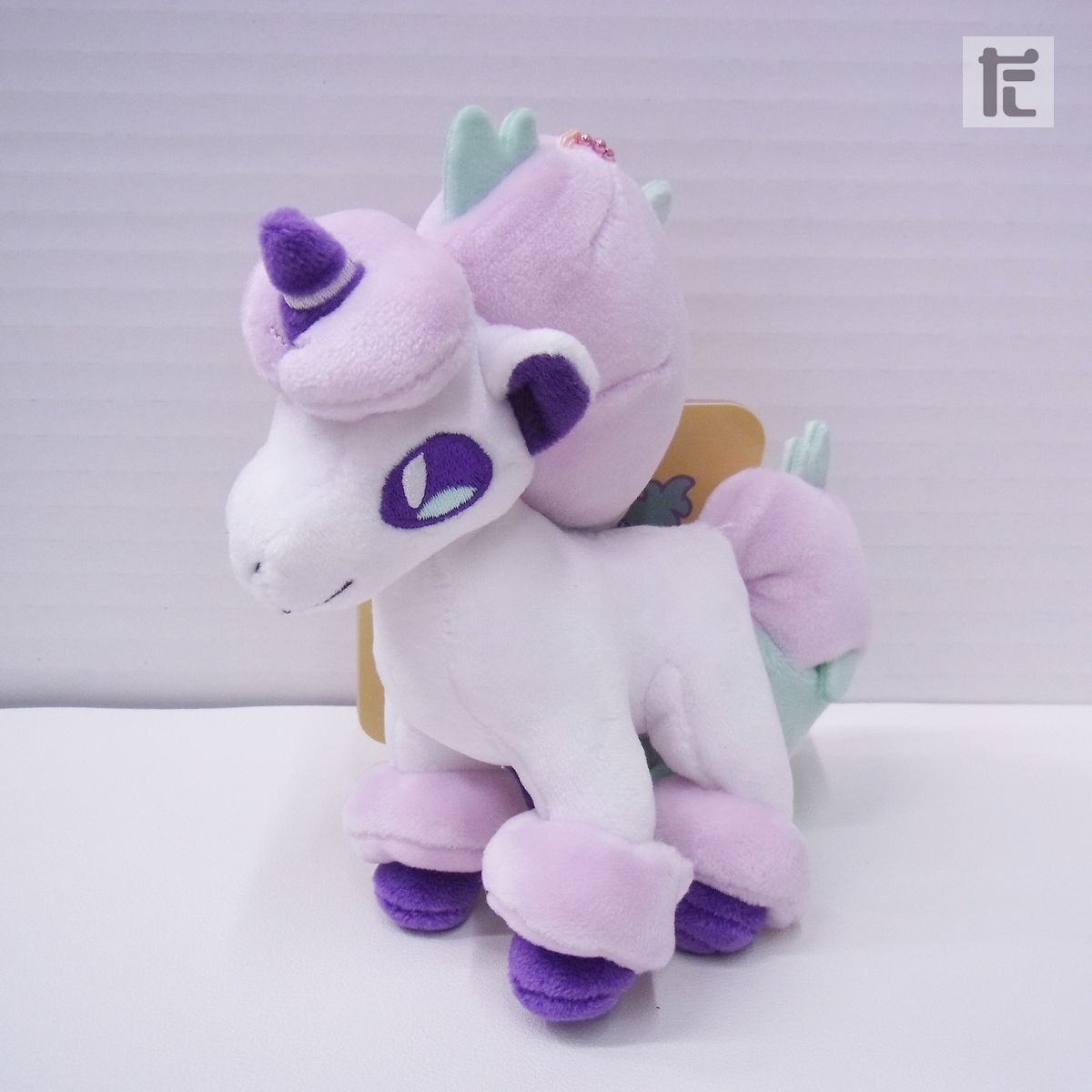 新品・タグ付き HELLO PONYTA ガラルポニータ ぬいぐるみ マスコット ポケモンセンター HELLO PONYTA ガラルポニータ マスコット 紙