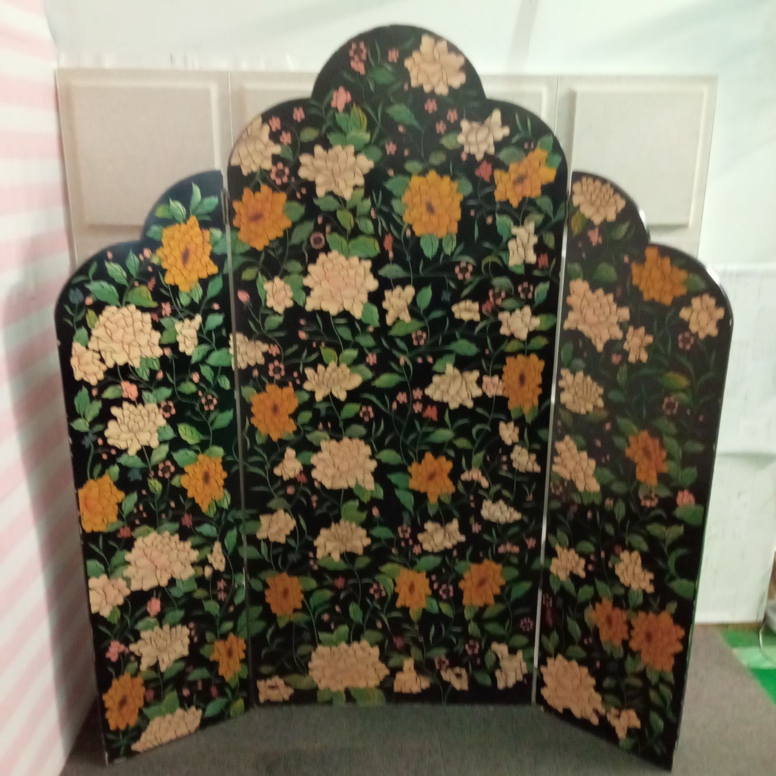 大型パーテーション レトロ衝立 間仕切り 花柄 椿 竹柄 3枚折り畳み式 大型パーテーション レトロ衝立 間仕切り 花柄 椿 竹柄 3枚折り畳み式