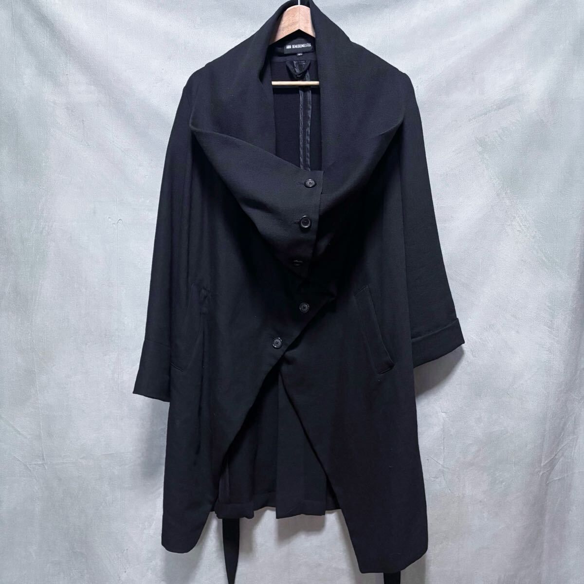 ANN DEMEULEMEESTER アンドゥムルメステール 三者混 ボリュームネック 