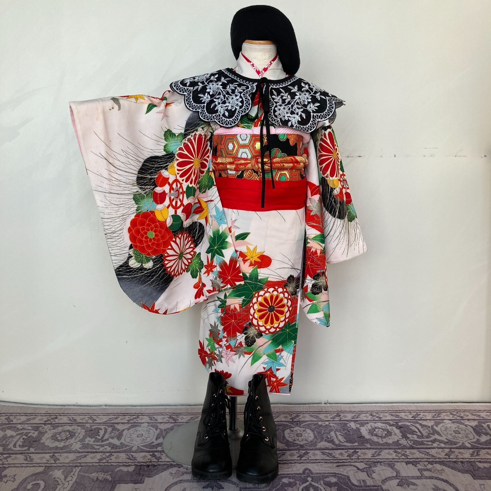 京友禅 手描 振袖 金駒 金彩 ちりめん 正絹 パールトーン加工済 黒地 京友禅 手描 振袖 金駒 金彩 ちりめん 正絹 パールトーン加工済