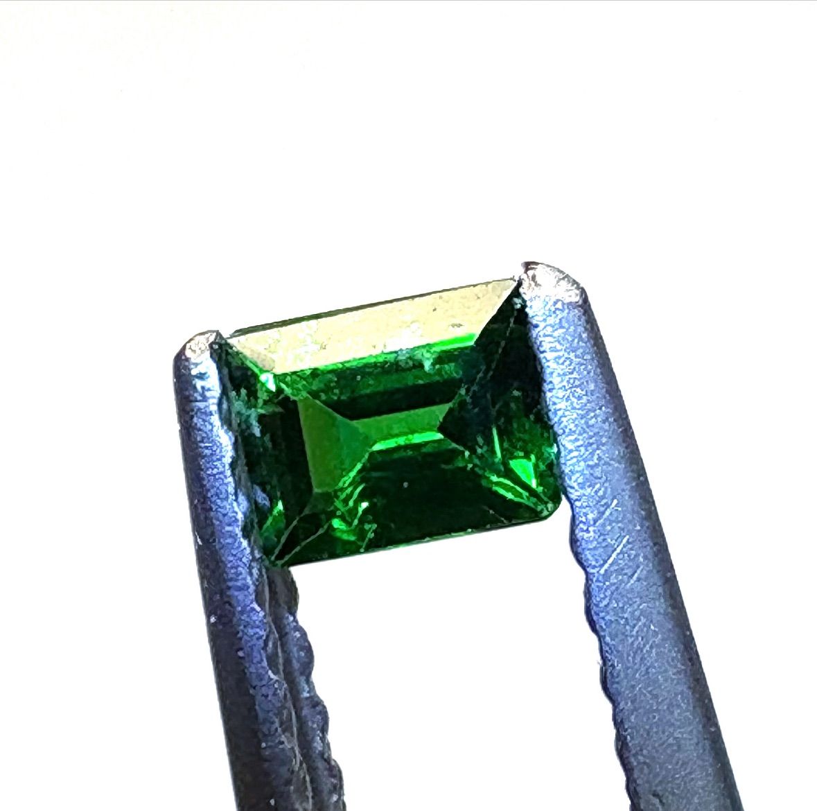 新品】天然 グロッシュラーガーネット(ツァボライト)0.20ct - メルカリ