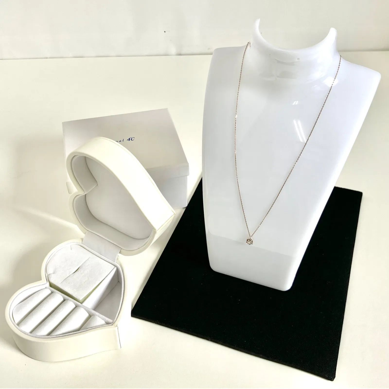 565428】 canal 4℃ 2018 クリスマス限定 雪の結晶 ネックレス ゴールド 