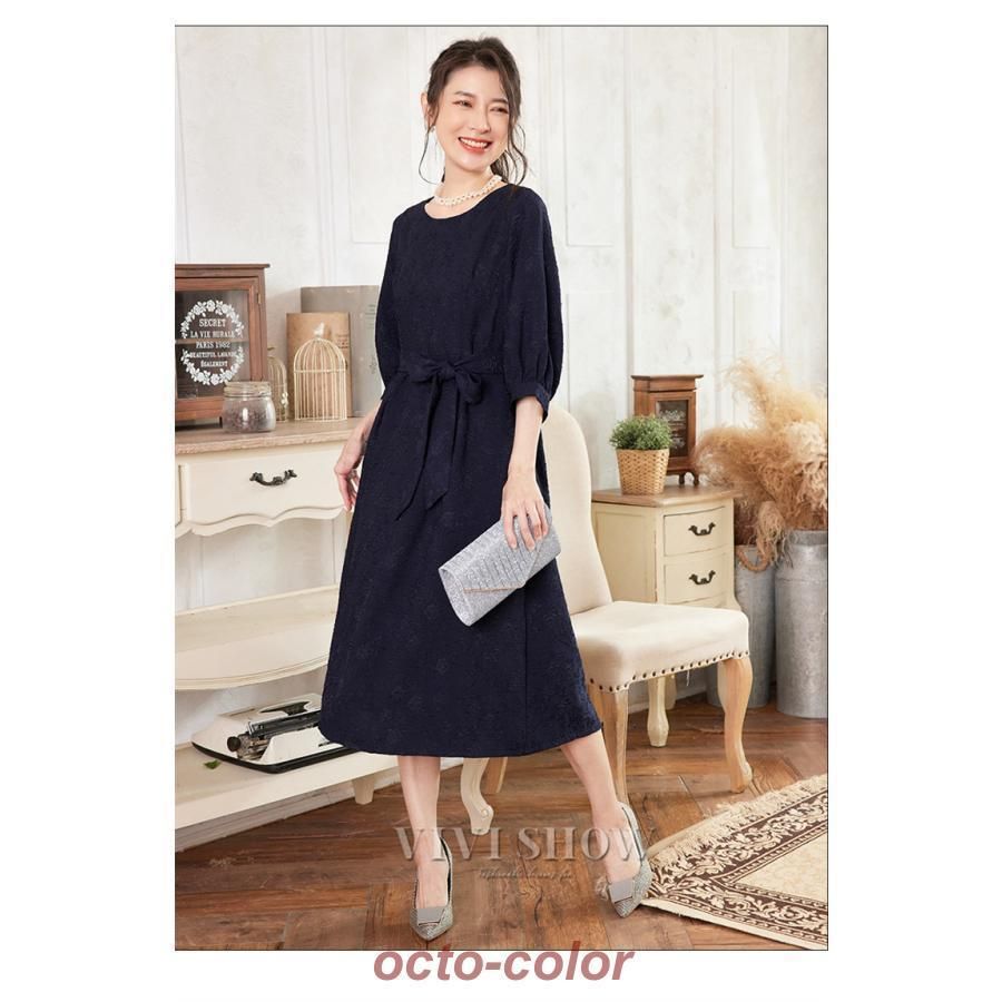 女性