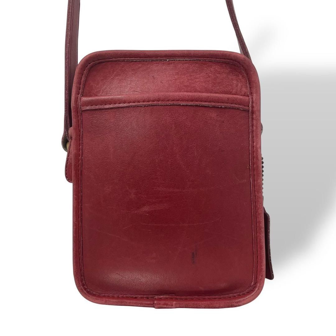 美品！オールドコーチ　ショルダーバッグ 良品 4871 OLD COACH オールドコーチ ショルダーバッグ レッド - メルカリ