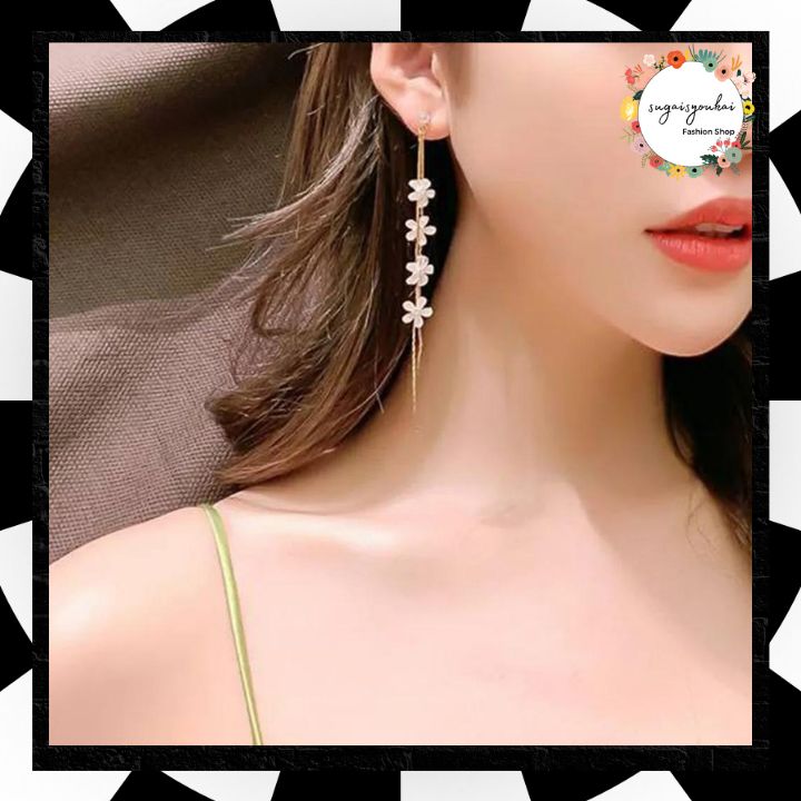 【No.666】韓国ビーズとお花のロングピアス イヤリング 揺れる チェーンピアス イヤリング 花びら フラワーモチーフ おしゃれ