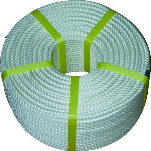 高木　ＪＩＳビニロンロープ　９．０ｍｍ×２００ｍ