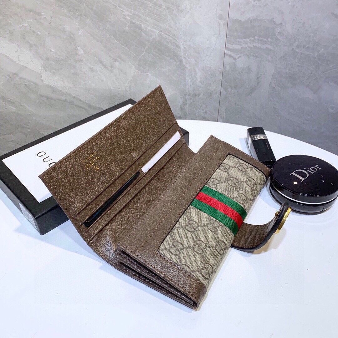  今日 GUCCI グッチ 二つ折りウォレット な価格-WT 0輸入 財布 キッズファッション小物