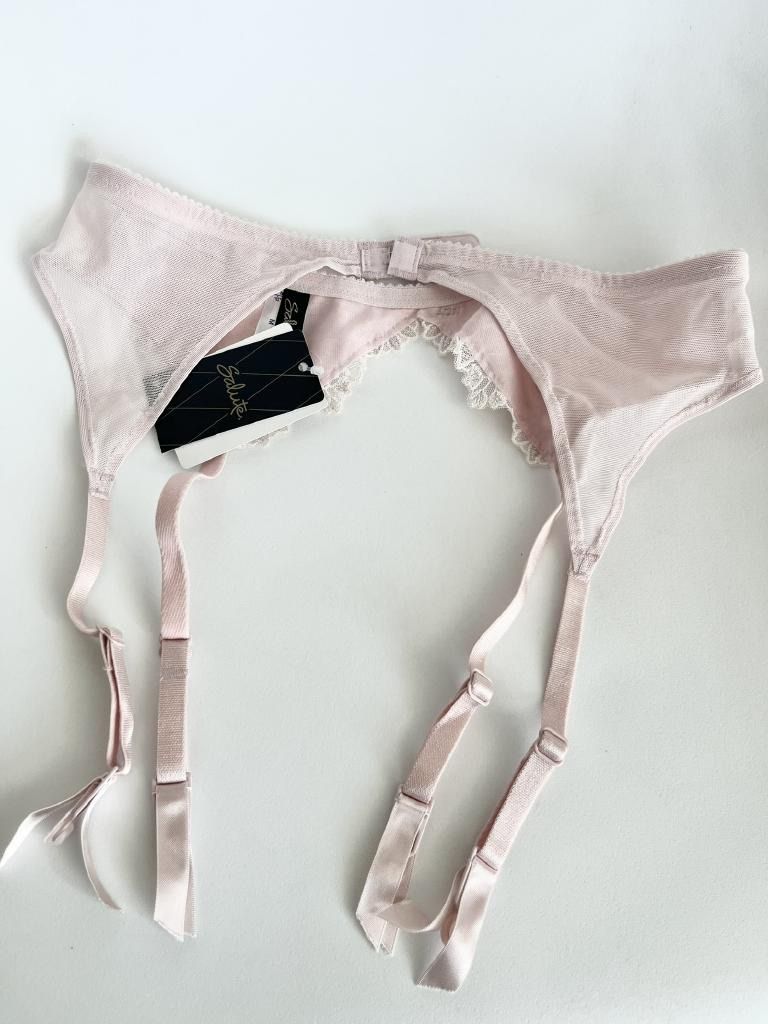 TWINBIRD 着るラジオ ネックバンド型ラジオ AV-J336PW 携帯ラジオ 着る