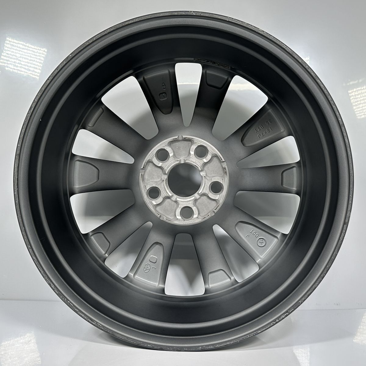 ハリアー80 純正18インチアルミホイール1本 ハリアー MXUA80 純正 アルミホイール×1本 ガンメタ/ポリッシュ