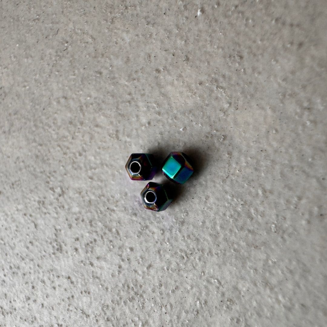 新商品】50cm ヘマタイトネックレス レインボーヘマタイト使用